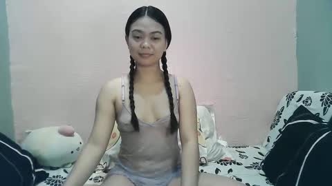 Snapshot of belle_ph chatting on 10-24-25, 12:30 Belle online show from 10-24-25, 12:30