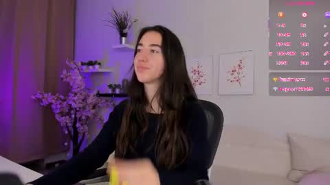Snapshot of belle_via chatting on 06-19-26, 04:33 Bella online show from 06-19-26, 04:33