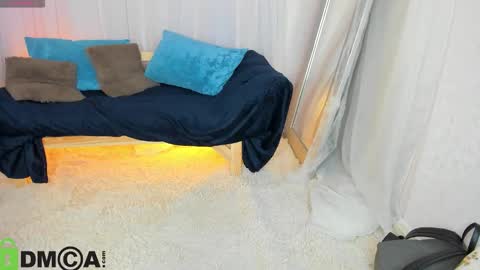 Snapshot of belle_wa1ker chatting on 11-03-25, 01:08 Belle online show from 11-03-25, 01:08