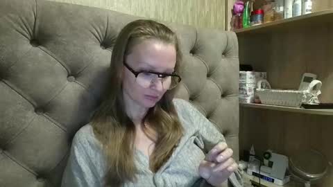 Amelia online show from 10-04-25, 04:16