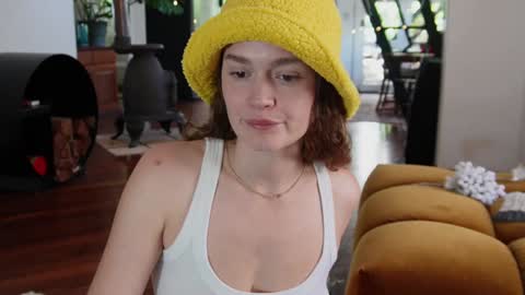 BELLE   online show from 12-16-24, 02:25