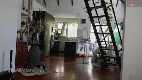 BELLE   online show from 02-25-26, 03:05