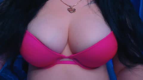 Hello I am kind friendly and cute girl online show from 12-09-24, 03:50