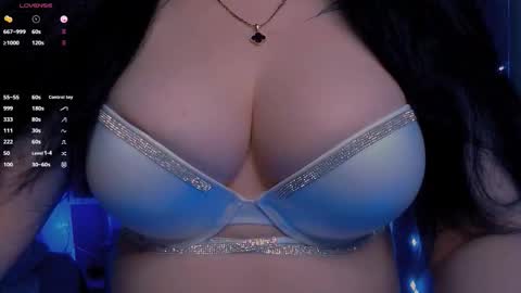 Hello I am kind friendly and cute girl online show from 01-14-26, 11:20