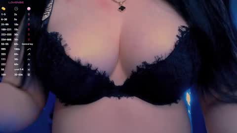 Hello I am kind friendly and cute girl online show from 05-08-26, 09:53