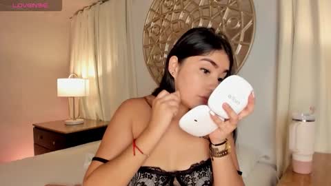 Snapshot of bellinda_21 chatting on 11-01-25, 07:05 Belinda online show from 11-01-25, 07:05
