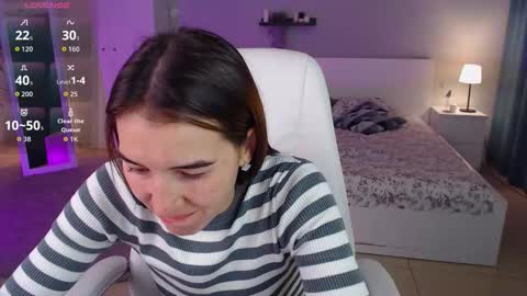 Bella online show from 09-30-25, 01:10