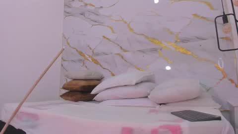 Bellota Flak online show from 02-03-25, 07:18