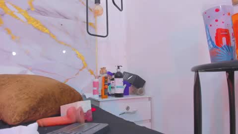 Bellota Flak online show from 02-28-25, 04:32