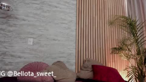  Bella  online show from 03-02-25, 08:29