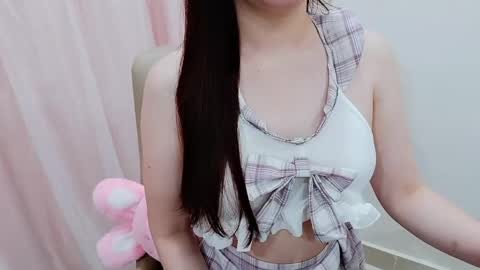 Belly online show from 05-05-26, 01:46