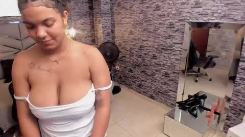 Belly online show from 11-08-25, 04:18