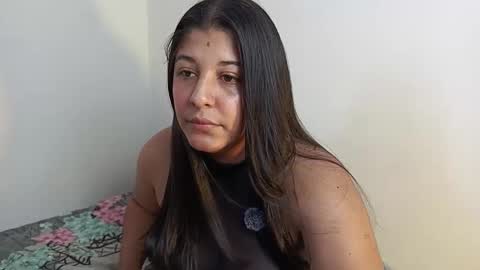 Snapshot of bellyjell chatting on 03-26-26, 04:01 Your New Girlfriend online show from 03-26-26, 04:01