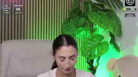 OnlyFans belovedkhlloe  online show from 03-25-26, 07:09