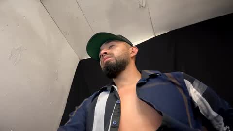 Snapshot of bemysecrett chatting on 12-11-24, 01:06 bemysecrett online show from 12-11-24, 01:06