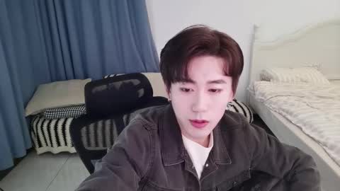 Ben online show from 01-09-26, 02:42