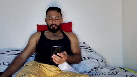 Snapshot of ben_blaze chatting on 03-07-25, 06:22 BEN online show from 03-07-25, 06:22