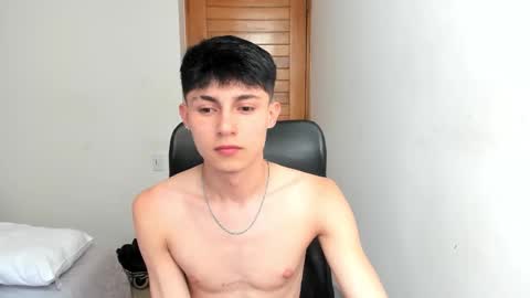 Snapshot of benavides_anthony chatting on 09-17-25, 07:48 Anthony online show from 09-17-25, 07:48