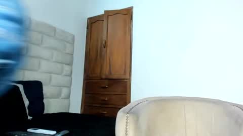    online show from 10-04-25, 09:13