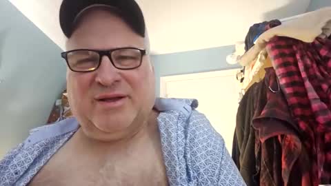 Snapshot of bendavewill chatting on 02-14-26, 07:49 Bendavewill online show from 02-14-26, 07:49