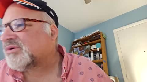 Snapshot of bendavewill chatting on 03-18-26, 08:50 Bendavewill online show from 03-18-26, 08:50