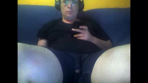 bender_35 online show from 01-07-25, 10:41