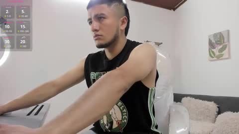 Snapshot of bendito_dreamms chatting on 09-24-25, 04:49 Bendito online show from 09-24-25, 04:49