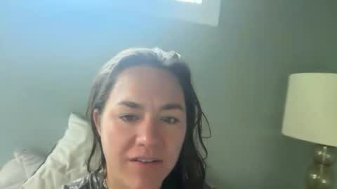 Snapshot of bendlikebecks chatting on 04-08-26, 01:44 bendlikebecks online show from 04-08-26, 01:44