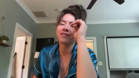 Snapshot of bendlikebecks chatting on 05-11-26, 01:17 bendlikebecks online show from 05-11-26, 01:17