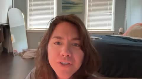 Snapshot of bendlikebecks chatting on 06-19-26, 02:32 bendlikebecks online show from 06-19-26, 02:32