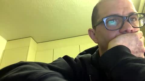 Snapshot of bengeil18 chatting on 02-15-25, 07:06 bengeil18 online show from 02-15-25, 07:06