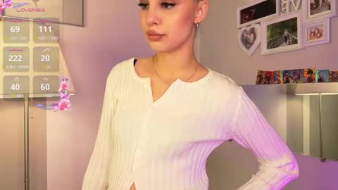 Kate online show from 09-23-25, 02:53