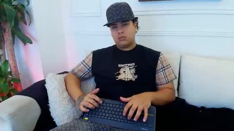 bennett_alejoo online show from 11-11-25, 07:03