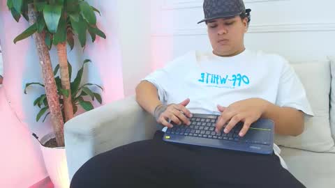 bennett_alejoo online show from 12-04-25, 07:11