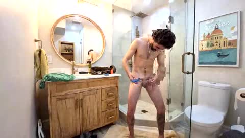 benny_boy95 online show from 05-22-26, 08:25