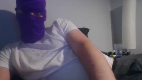 Snapshot of bennybueno chatting on 03-15-26, 01:00 bennybueno online show from 03-15-26, 01:00