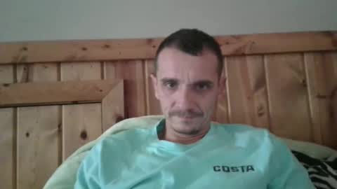 benny and innocentvixon online show from 12-20-25, 04:47