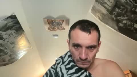 benny and innocentvixon online show from 01-09-26, 04:10