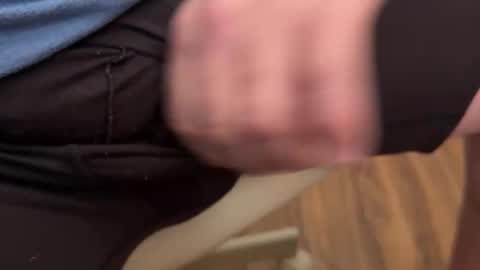 Snapshot of bentley507070 chatting on 11-10-25, 06:40 Ben online show from 11-10-25, 06:40