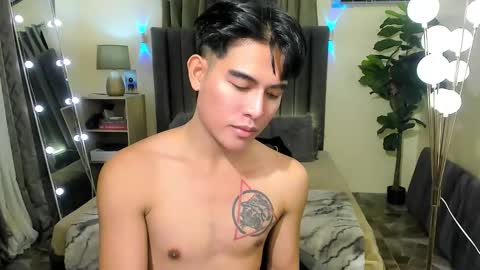 Snapshot of bentlyfuck chatting on 11-07-25, 11:05 bentlyfuck online show from 11-07-25, 11:05