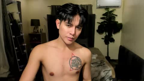 Snapshot of bentlyfuck chatting on 12-20-25, 06:15 bentlyfuck online show from 12-20-25, 06:15