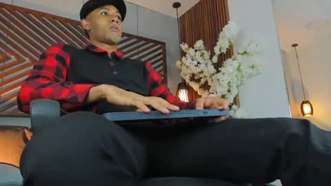 bento_fox online show from 05-05-26, 03:36