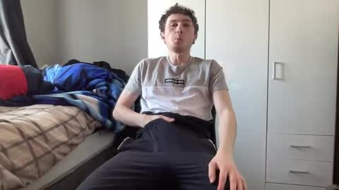 Snapshot of benwardle123 chatting on 02-28-25, 11:25 READ MY BIO --- --- READ MY BIO online show from 02-28-25, 11:25