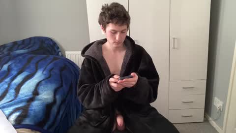 Snapshot of benwardle123 chatting on 03-11-25, 03:12 READ MY BIO --- --- READ MY BIO online show from 03-11-25, 03:12