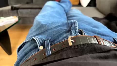 benz10001 online show from 02-23-25, 02:46