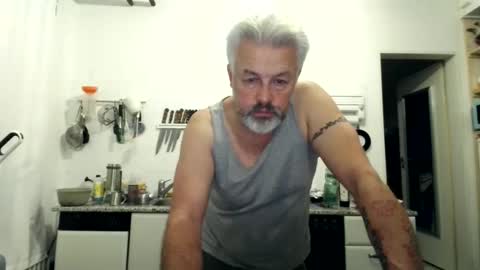 Martin online show from 11-11-25, 10:32