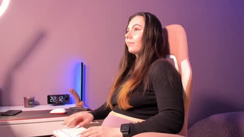 Snapshot of beriesniks chatting on 01-19-25, 03:10 BeriesNiks online show from 01-19-25, 03:10