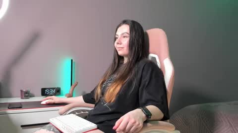 Snapshot of beriesniks chatting on 03-07-25, 12:34 BeriesNiks online show from 03-07-25, 12:34
