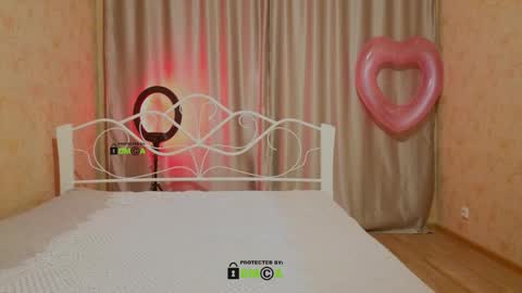 Snapshot of berkova_le chatting on 03-26-26, 07:19 Berkova L online show from 03-26-26, 07:19