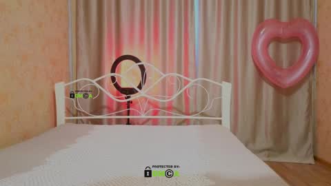 Snapshot of berkova_le chatting on 03-28-26, 08:36 Berkova L online show from 03-28-26, 08:36